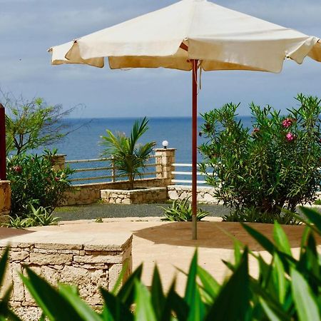 Villa Casita Solemar Direkt Am Atlantik à Calheta Extérieur photo